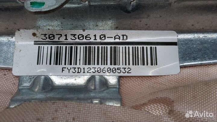 Подушка безопасности в сиденье BMW 5 F10