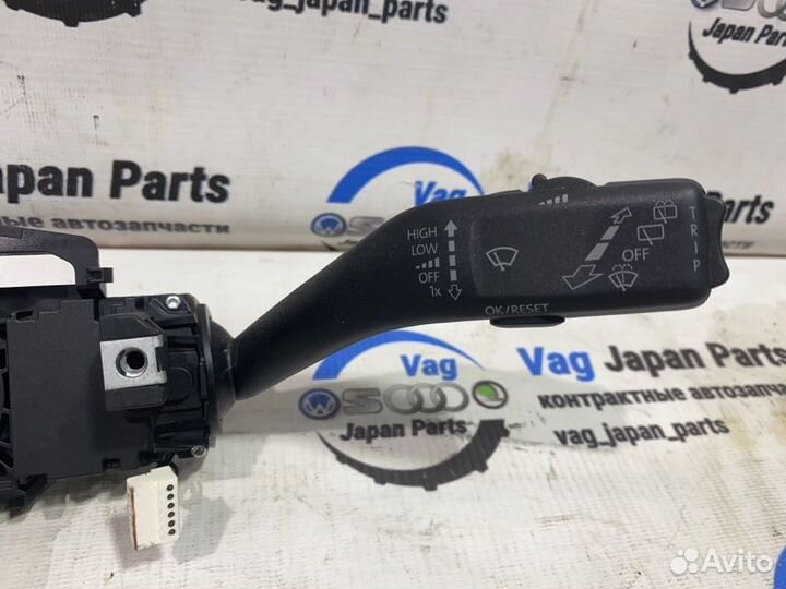 Блок подрулевых переключателей Volkswagen Tiguan
