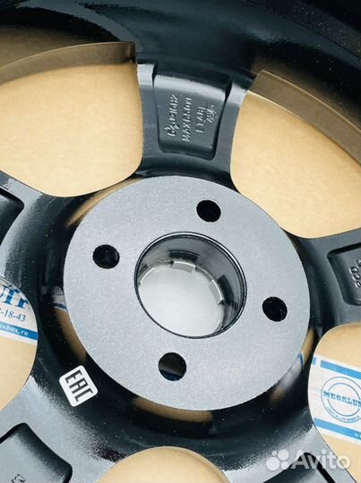 Литые диски на ваз Х-RAY Vesta Largus Рено D16