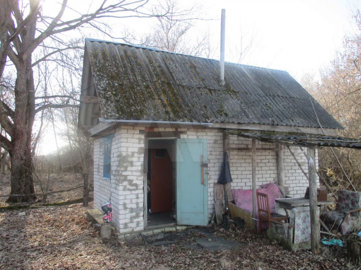 Дача 17,8 м² на участке 10 сот.