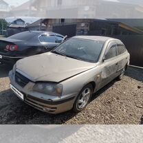 Hyundai Elantra 1.6 MT, 2006, битый, 200 000 км, с пробегом, цена 35 000 руб.