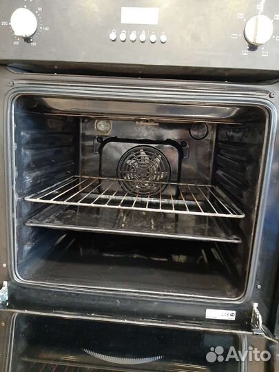 Духовой шкаф