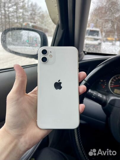 iPhone 11, 64 ГБ