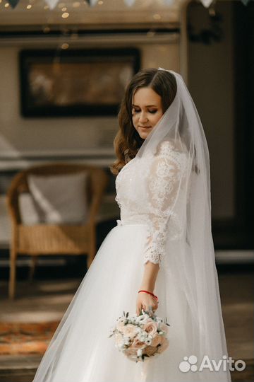 Свадебное платье