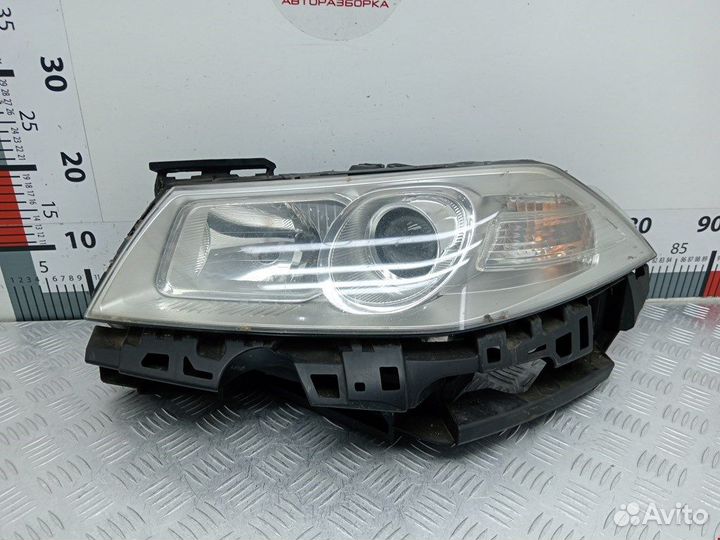 Фара передняя для Renault Megane 2 8200412741