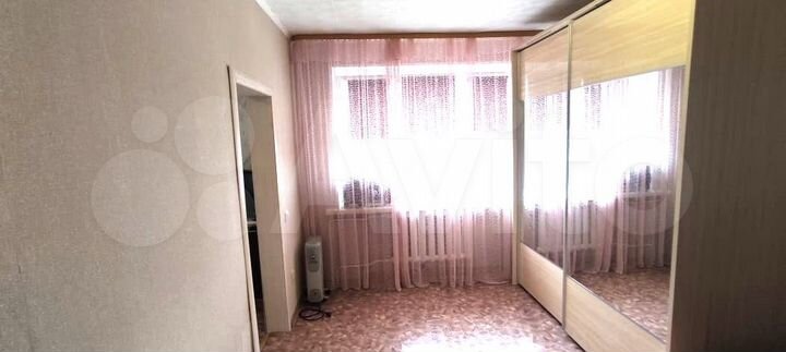 Комната 23 м² в 2-к., 3/3 эт.