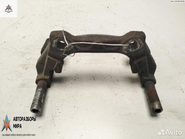 Скоба суппорта Renault Laguna 2 2002