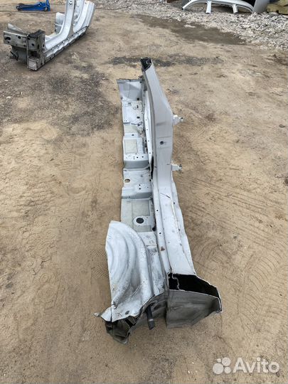 Порог правый bmw 5 e60/e61