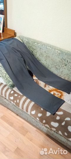 Брюки 50-52р полиэстер Бронь бу, блузы 54-56 новые