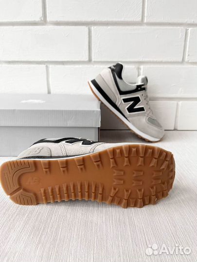 Новые кроссовки New Balance