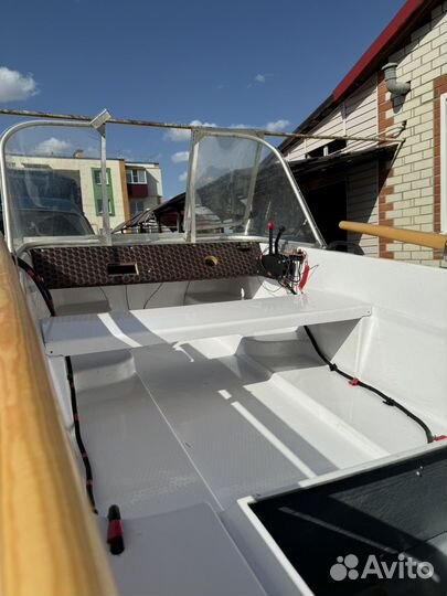 Лодка стеклопластиковая Кайман 350