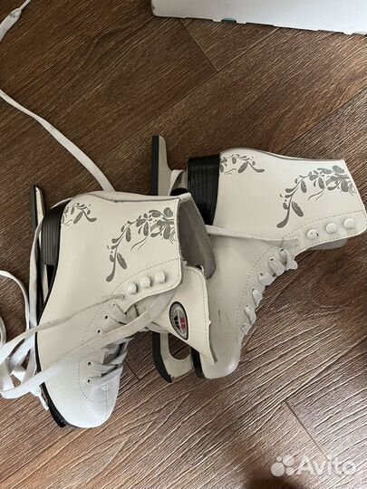 Коньки фигурные