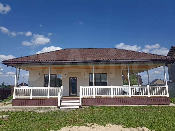 Дом 109,9 м² на участке 6,1 сот.