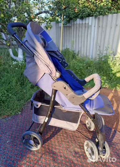 Прогулочная коляска, б/у. В отличном состоянии
