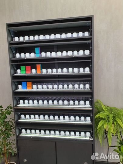 Шкаф для сигарет на 84 вида с накопителем свет