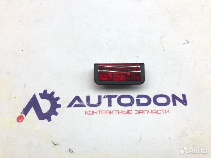 Плафон освещения багажника Bmw 7-Series E65 N62B40