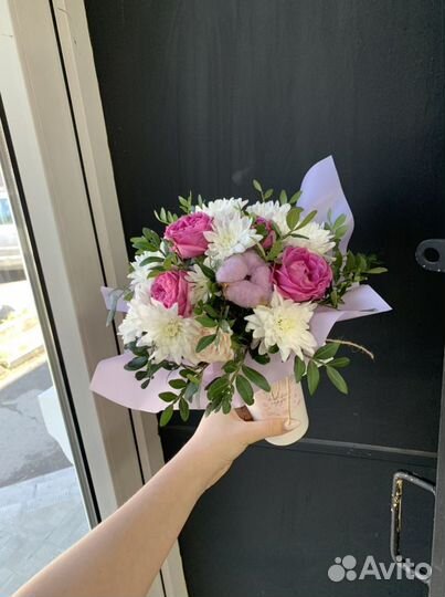 Цветы в стаканчиках