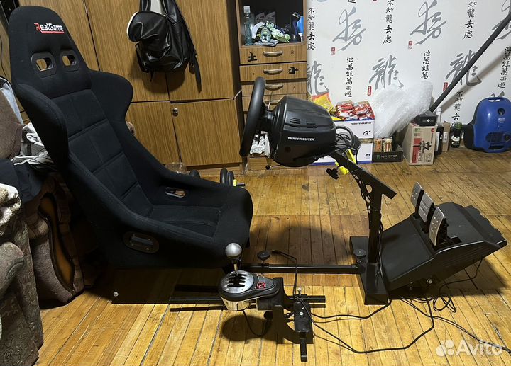 Кокпит для симрейсинга RealGame