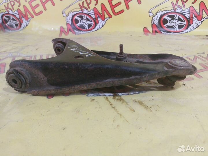 Рычаг подвески нижний правый Renault Logan 2 фаза