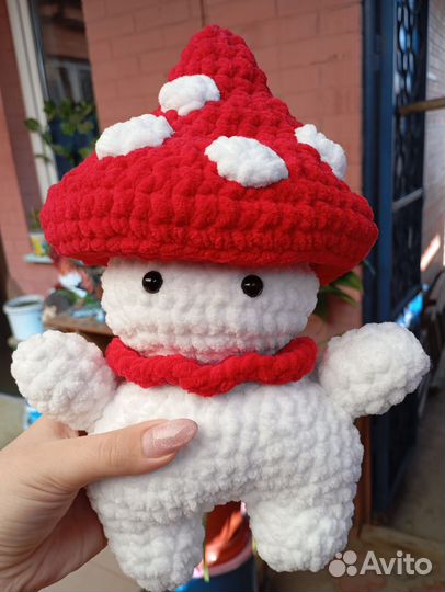 Грибочек вязаный