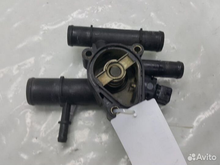 Корпус термостата Renault Laguna