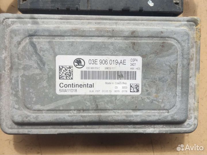 Комплект эбу Skoda fabia 1.2 CGP