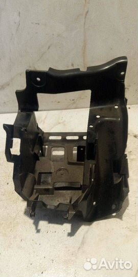 Короб предохранителей Skoda Octavia 2 (A5) рест