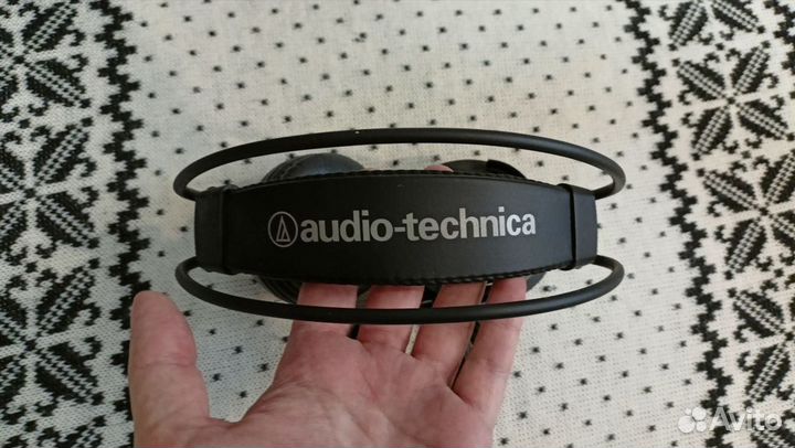 Студийные наушники audio technica ATH-AVC500