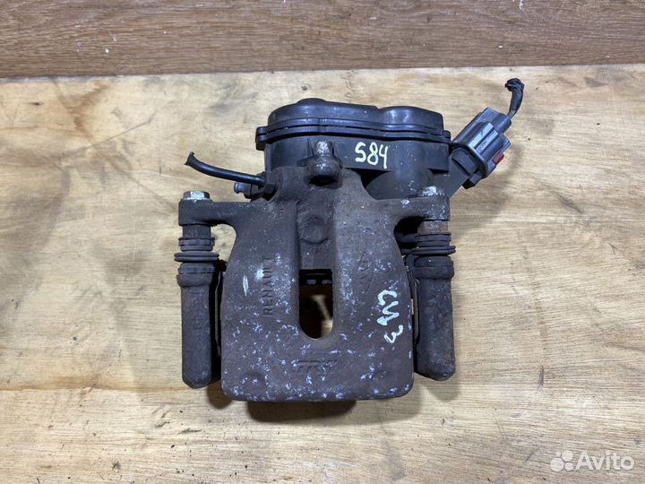 Суппорт задний левый Renault Scenic 3 S84