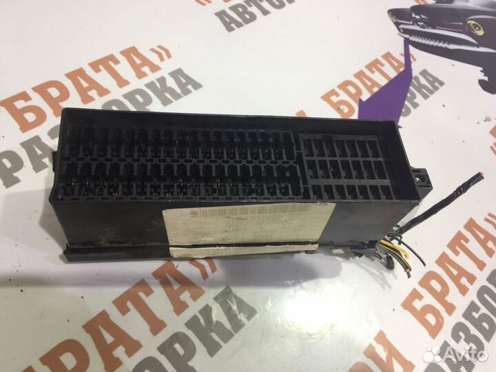 Фольксваген Поло Блок предохранителей