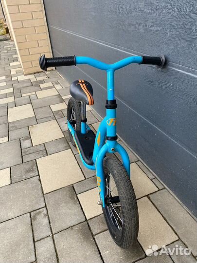 Беговел детский бу