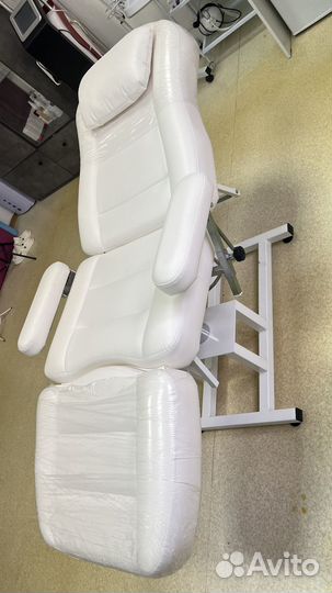 Кушетка косметологическая на гидравлике