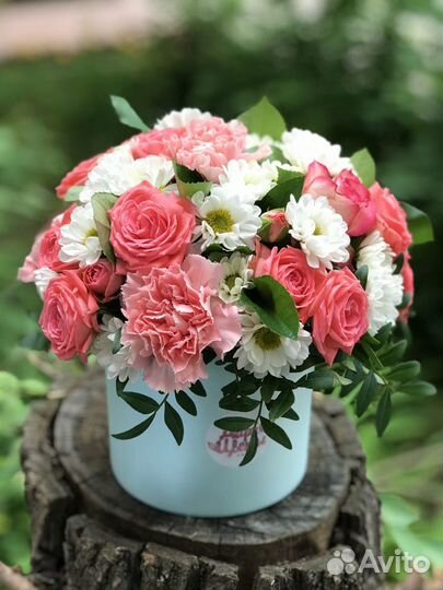 Коробочка с цветами микс