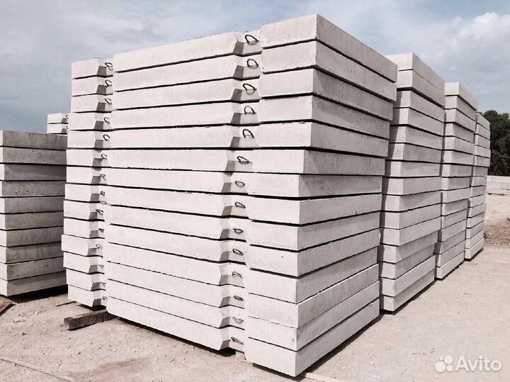 Дорожные плиты. Разные размеры. Укладка