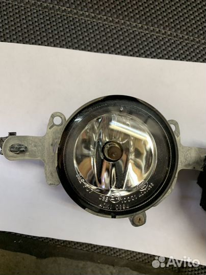 Фара противотуманная Pajero 4