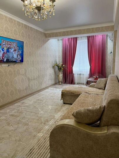 2-к. квартира, 75 м², 1/10 эт.