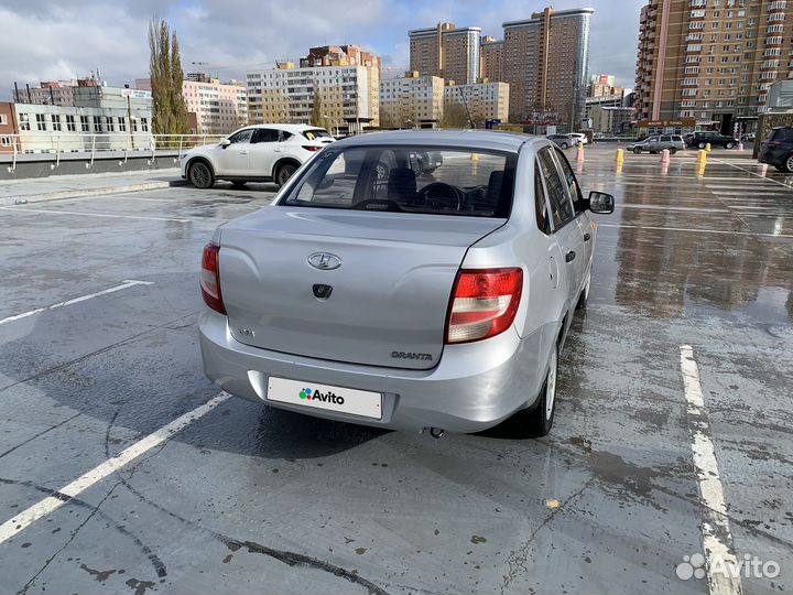 LADA Granta 1.6 МТ, 2013, 185 000 км