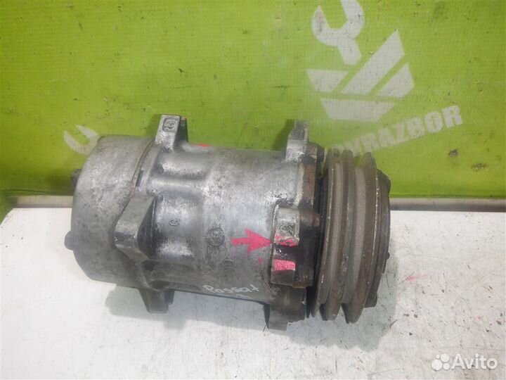 Компрессор кондиционера Фольксваген Пассат Б3