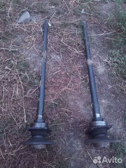 Полу ось 2 шт