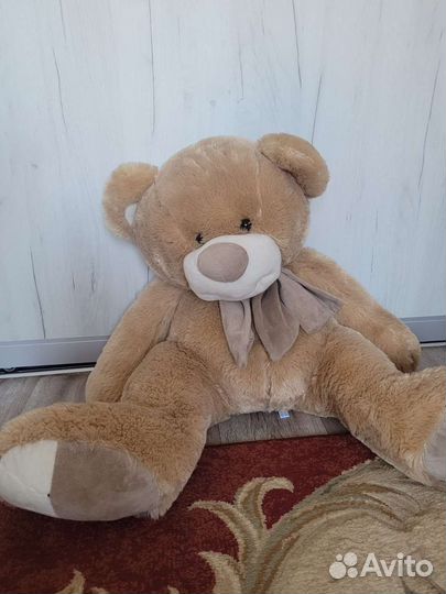 Плюшевый медведь