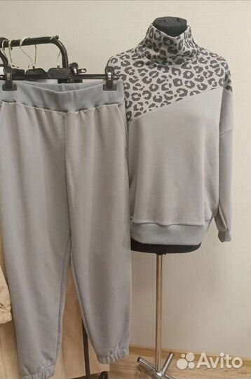 Спортивный костюм женский новый