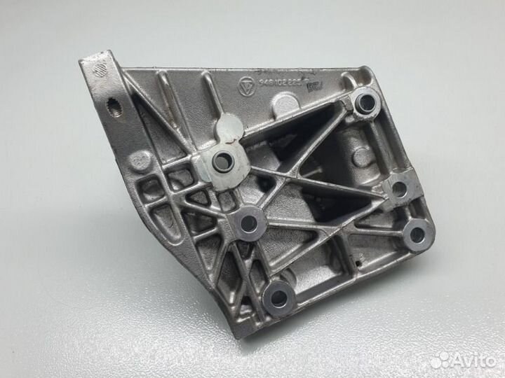 Кронштейн двигателя Porsche Panamera 970 4.8 2013