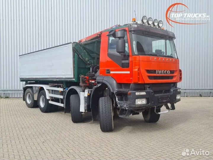 В разборке грузовик iveco,Trakker с 2008