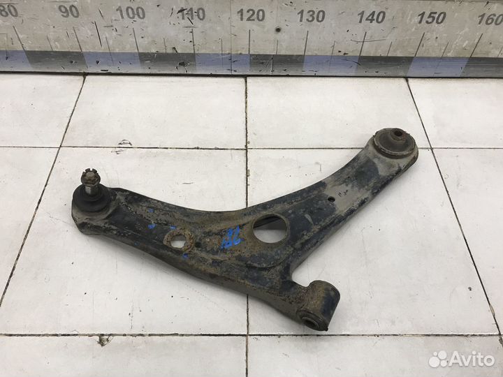 Рычаг передний правый M2 (2010-1014)