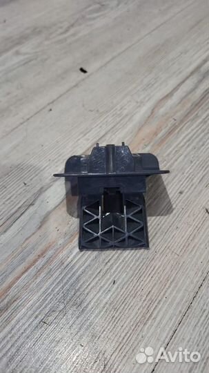 Замок сиденья фиксатор Renault megane 2