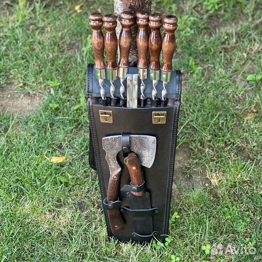 Шашлычный Набор шампуров в кожаном колчане 