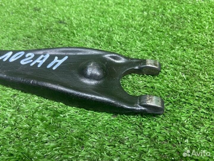 Вилка сцепления Renault Logan