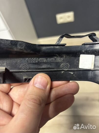 Укатель повортника audi q7