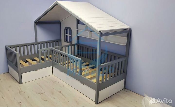 Двухъярусная кровать