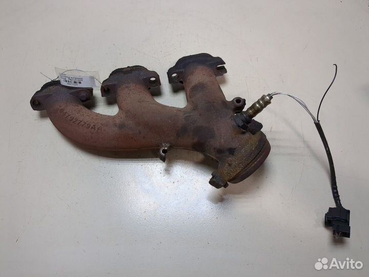 Коллектор выпускной Dodge Magnum, 2005